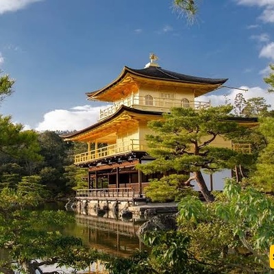 Kinkaku-ji Temple / The Golden Symbol of Japanese History and Architecture