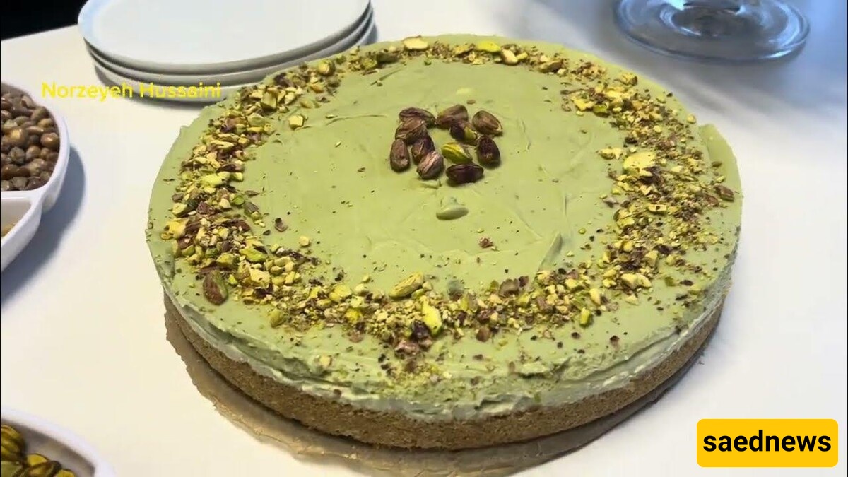 Luxury Desserts / How to Make Dubai-Style Luxury Chocolate Cheesecake with Pistachio Filling — the one you’ve been looking for to impress at parties