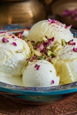 How to Make Traditional Homemade Frozen Yogurt: The Forgotten Taste of Hot Summer Afternoons