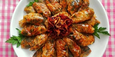 Mouthwatering Lettuce Dolma with Meat: A Unique, Must-Try Recipe! 😋 + Video
