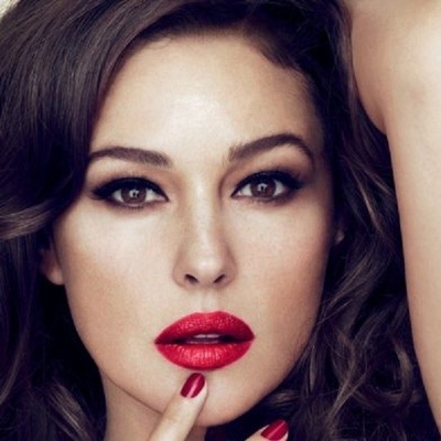 What Are the Traits of Promiscuous Women?