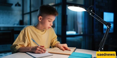 Can The Position Of A Desk Lamp Affect Study Fatigue?