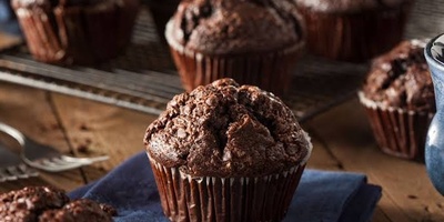 How to Make Delicious Chocolate Yazdi Cakes + Essential Tips