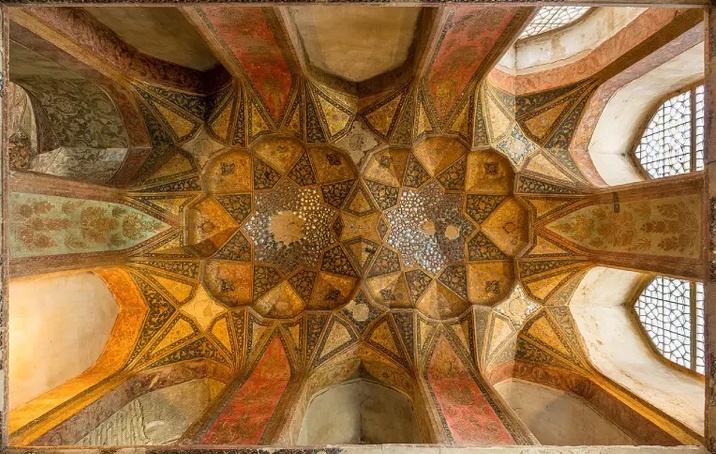 Hasht Behesht Palace