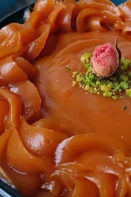 How to Make Delicious Three-Flour Halva with Grape Syrup: A Traditional, Flavorful Dessert