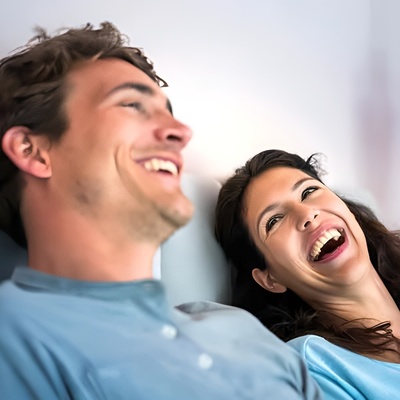 Simple Ways to Strengthen Your Relationship and Attract Your Husband’s Attention