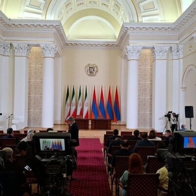 Iran, Armenia ink 10 Coop. Documents to Enhance ties