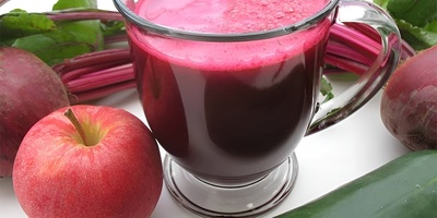 Apple and Beet Juice: A Highly Nutritious, Vitamin-Rich Drink