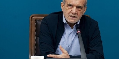 Iran Ready To Open New Chapter in Relations with Neighbors