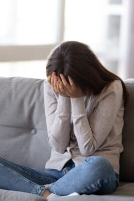 How to Mend a Broken Heart: 8 Ways to Cope with Heartbreak