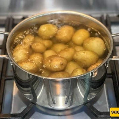 How Long to Boil Potatoes: How Many Minutes Should You Cook Them?