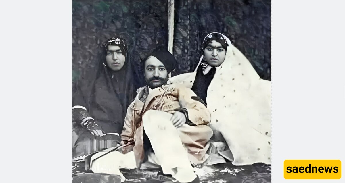 Never-Before-Seen Image of Two Women from Naser al-Din Shah’s Harem with Hajji Soleiman – Names Handwritten by the Shah at the Top