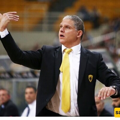 Sotiris Manolopoulos Takes the Helm as Head Coach of Iran's Basketball Team