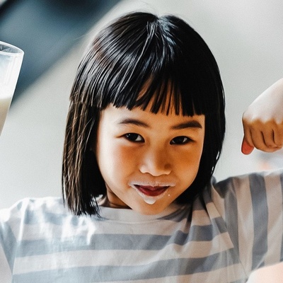 Does Milk Really Make Children Taller? | What Kind of Milk Should Children Drink: Low-Fat or Full-Fat?