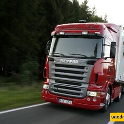 This 35-Year-Old Woman’s Truck Looks Like a Barbie Dream House