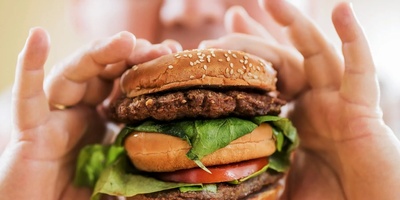 What Food Mistakes Make You Feel Heavy After Eating?