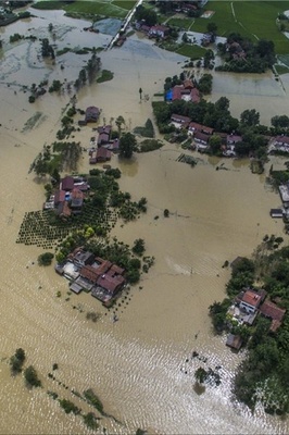 Two Dead, 10 Missing After Colossal Rain in China's Shandong