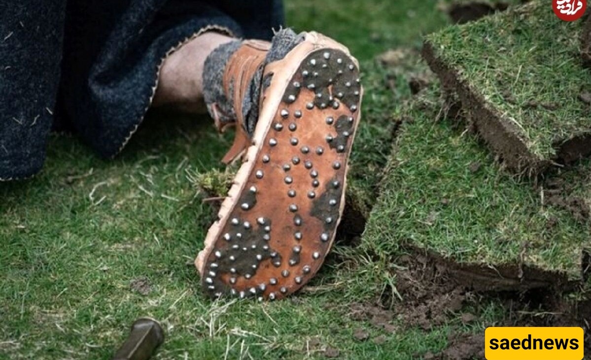 Amazing Discovery of the Oldest Soldier’s Shoe Dating Back 2,000 Years + Photo