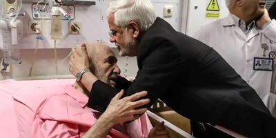 A Look at Khatami’s Visitors in Hospital Yesterday and Today; From Pezeshkian and Imam Khomeini’s Granddaughter to the Minister of Health and Jafar, the President’s Right-Hand Man! +Photo