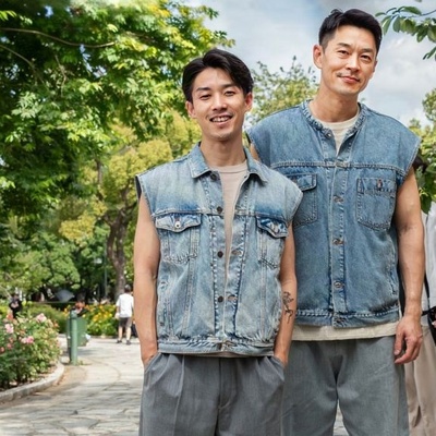 How to Style a Denim Vest: A Complete Guide to Choosing the Right Fit and Creating Outfits for Every Season and Occasion
