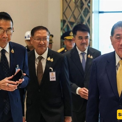Thai, Cambodian Leaders Head to Malaysia for Peace Talks