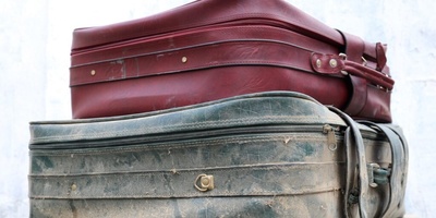 When Is It Time to Replace an Old Suitcase?