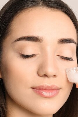 Looking for Glowing Skin? Try This Ice Cube Trick for Instant Radiance!