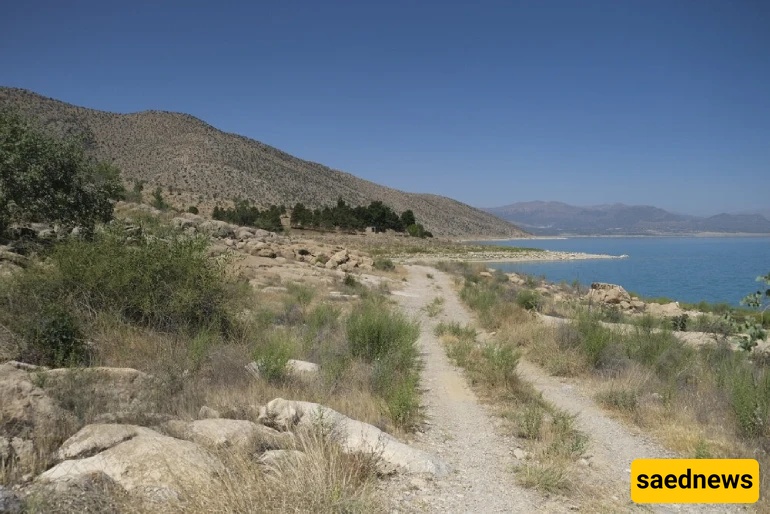 Doroodzan Dam