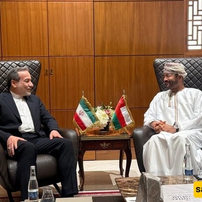 Iran, Oman Stress Unity against Regional Division