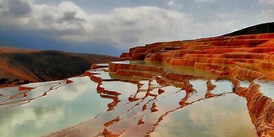 Badab-e Surt: Iran’s Natural Wonder of Terraced Springs