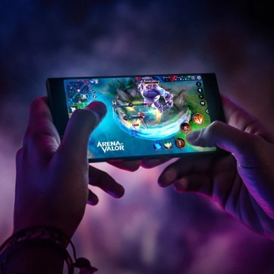 How Much Internet Data Does Online Gaming Use? Mobile, Console, and PC