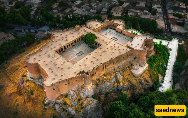 Over 6,000 People Visit Sassanid-era Falak-ol-Aflak Fortress In Single Day!