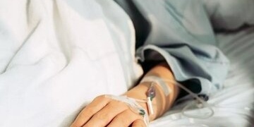 The Woman Who Became a Victim of Technological Progress: Surgical Robot Perforates Patient’s Intestine