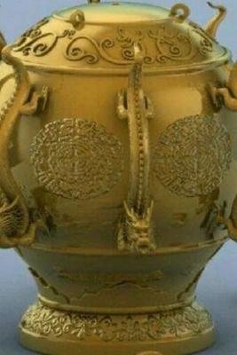 A Device From 2000 Years Ago That Predicted Earthquakes / Zhang Heng’s Seismometer From Ancient China! + Photo