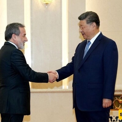 Iran's Foreign Minister Meets Chinese President