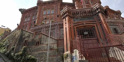 Where Is the Greek High School of Fener in Istanbul?