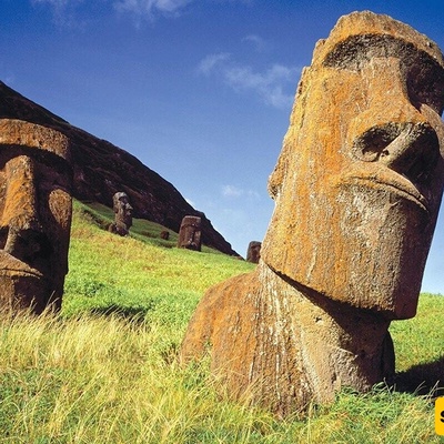 Rongorongo: The Mysterious Inscriptions That No Scholar Has Been Able to Decipher!