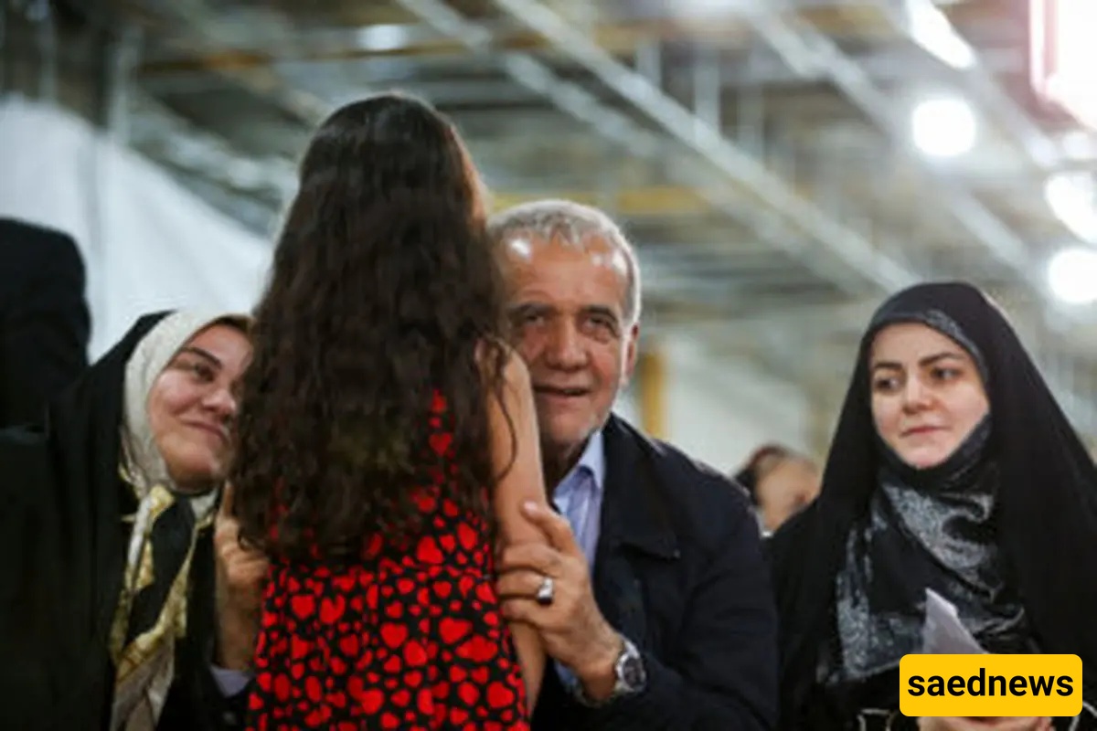 Iran’s President Honors Gen Z Women Volunteers During Visit to Mashhad