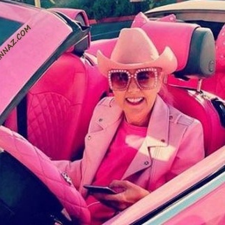 A Woman’s Strange and Silly Obsession with the Color Pink!