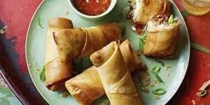 How to Make Delicious Meat Spring Rolls