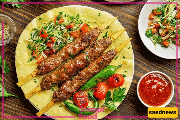 Types of Kebab / How to Make Turkish Adana Kebab in a Pan with Special Salad