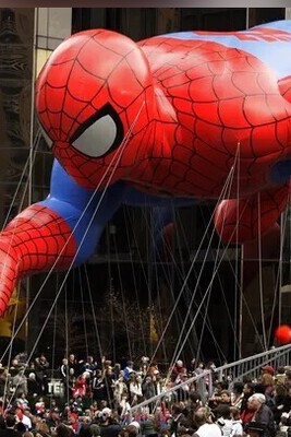 Macy’s Thanksgiving Day Parade Celebrates 100 Years of Tradition!