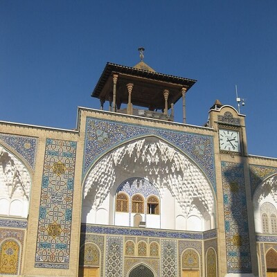 A Look At The Tomb Of Fath Ali Shah Qajar In Qom, With Royal Stucco Work And Water That Serves As Evidence Of The Historical Craftsmanship Of Iranians + Video.