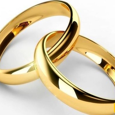 Controversial Marriage of 35-Year-Old Man to Elderly Woman Becomes a Sensational News Story