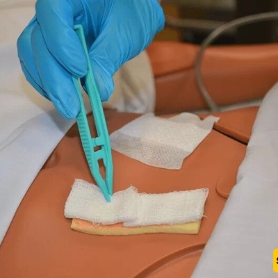 Advancements in Wound Dressing Methods in Crisis and Wartime Conditions