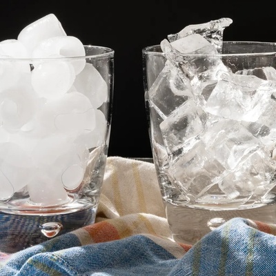 Why Do Professional Chefs Never Add Ice Directly Into Drinks?
