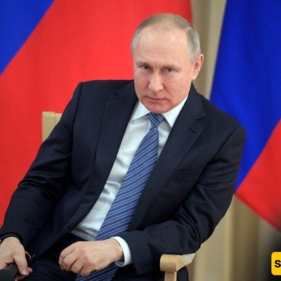 What's the Story Behind the Nuclear Briefcase That Always Accompanies Putin?