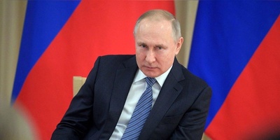 What's the Story Behind the Nuclear Briefcase That Always Accompanies Putin?