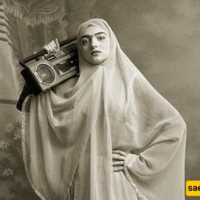 Journey to the Qajar Era: From Souvenir Photos with Monkeys to the Young Princes’ Entourages (Photos)