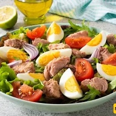 Authentic Tuna Niçoise Salad Recipe (Classic and Elegant Style)